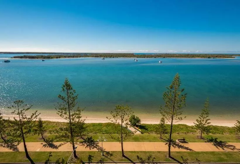 景色の見える一ベッドルームアパートメント, Silvershore Apartments On The Broadwater