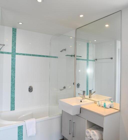 דירת שני חדרים, Silvershore Apartments On The Broadwater