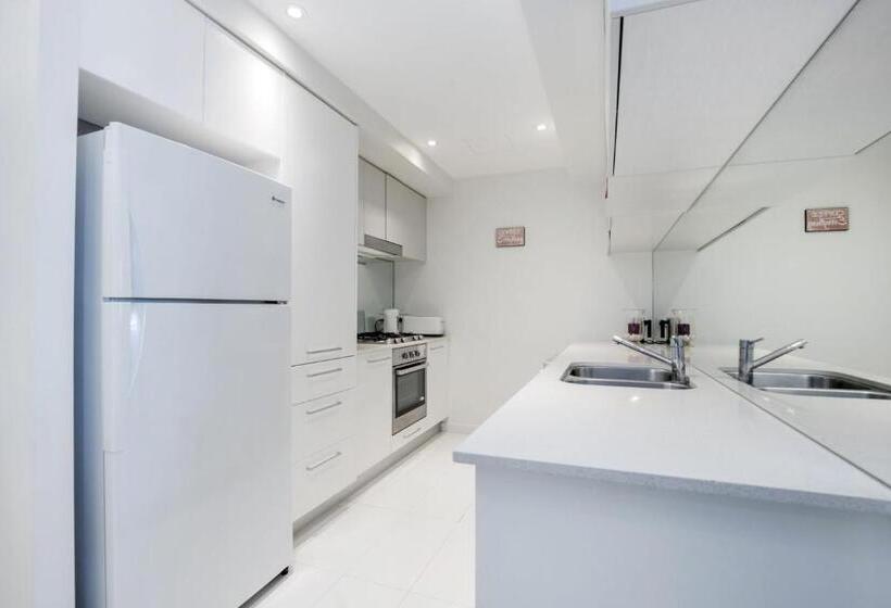 דירת שני חדרים, Silvershore Apartments On The Broadwater