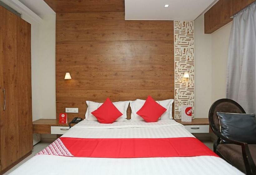 חדר קומפורט לשלושה, Oyo 5561  Cambean