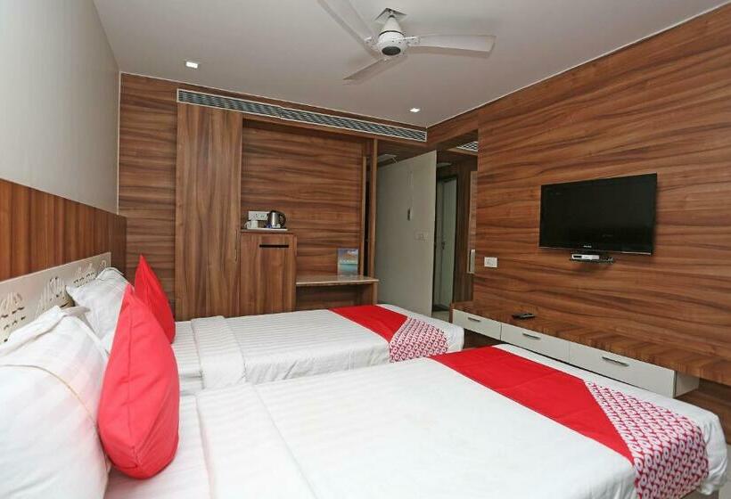 חדר קומפורט לשלושה, Oyo 5561  Cambean