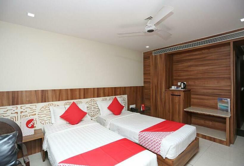 חדר קומפורט לשלושה, Oyo 5561  Cambean