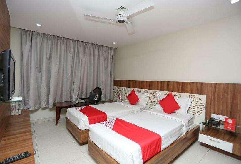 חדר קומפורט לשלושה, Oyo 5561  Cambean