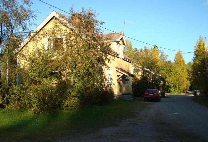 غرفة قياسية رباعية, Gran Hotellihuoneistot 1