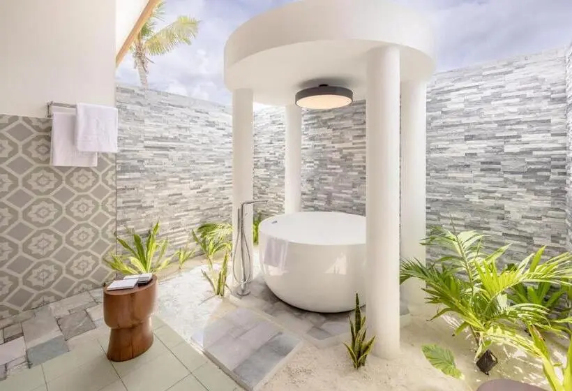 سوئیت با چشم‌انداز, Joy Island Maldives All Inclusive Resort