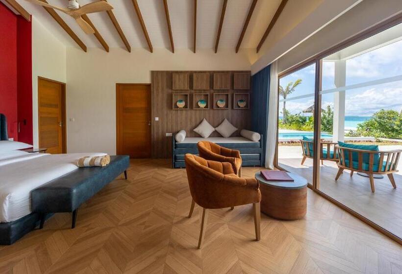 سوییت با استخر, Joy Island Maldives All Inclusive Resort