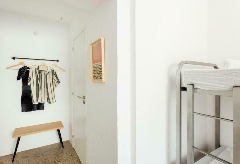 اتاق استاندارد چهار تخته, Casa Jam Barcelona