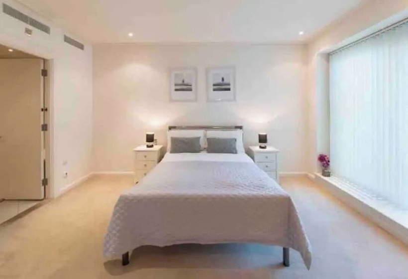 침실 2개 아파트, H&k Ventures Ltd