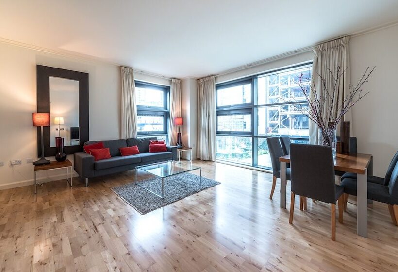 침실 2개 아파트, H&k Ventures Ltd