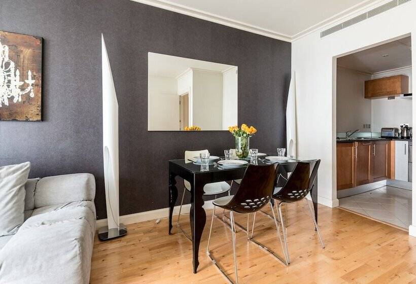 침실 2개 아파트, H&k Ventures Ltd