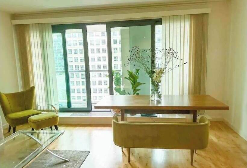 침실 2개 아파트, H&k Ventures Ltd