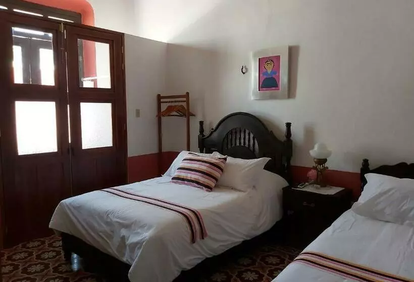 اتاق استاندارد سه نفره, Casa De Zari