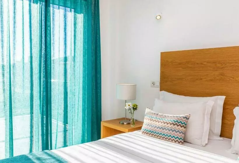 ویلای 1 خوابه, Hello Villas