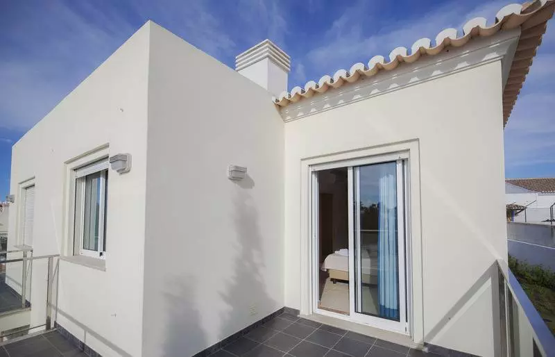 ویلای 1 خوابه, Hello Villas
