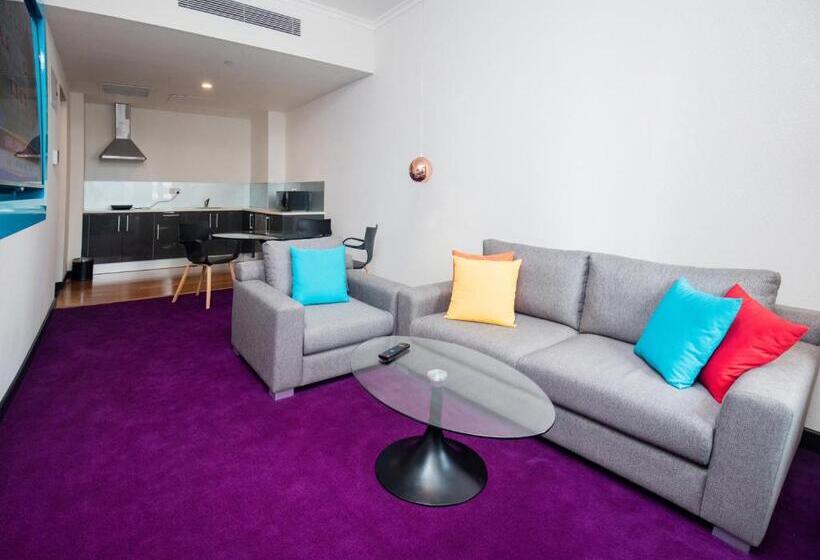 סוויטה דלוקס, Fairway Colombo