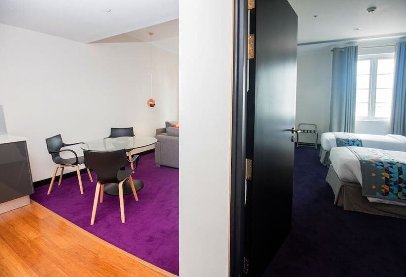 סוויטה דלוקס, Fairway Colombo