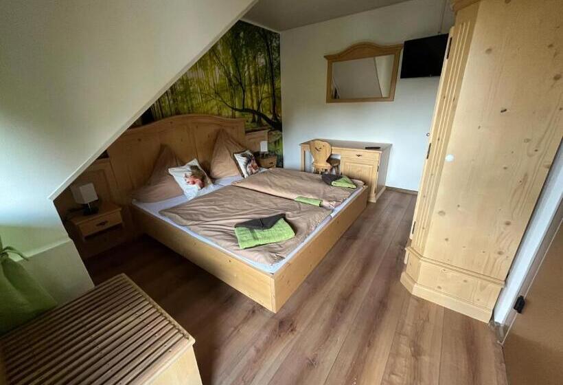 Номер Стандарт, Forsthaus