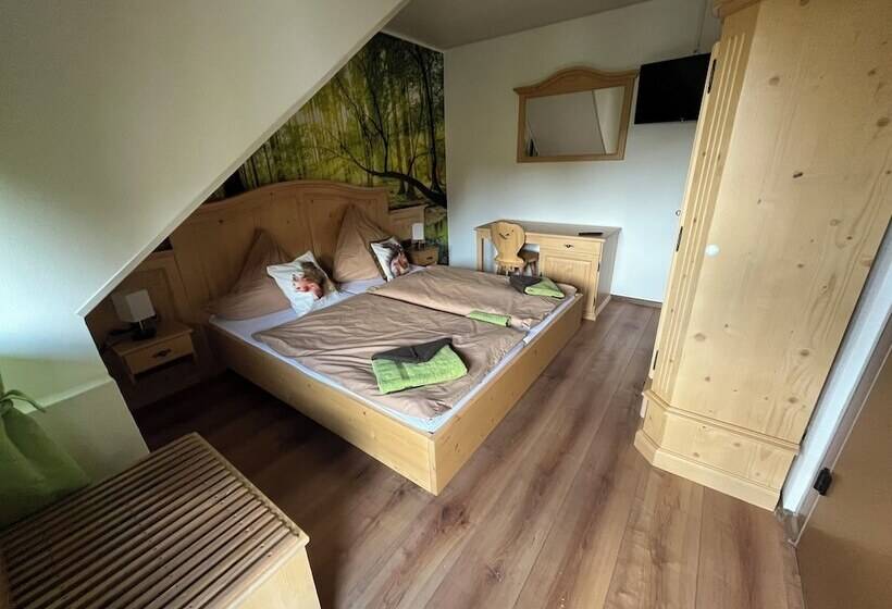 Номер Стандарт, Forsthaus