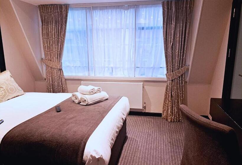 חדר סטנדרט, Great St Helen