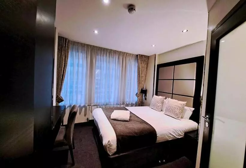 اتاق استاندارد, Great St Helen