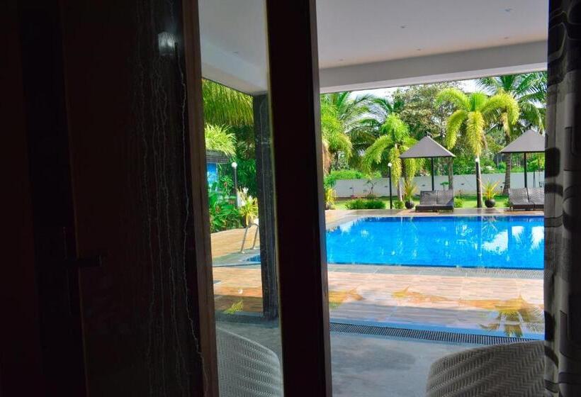 스탠다드 룸 풀장 전망, Green Garden