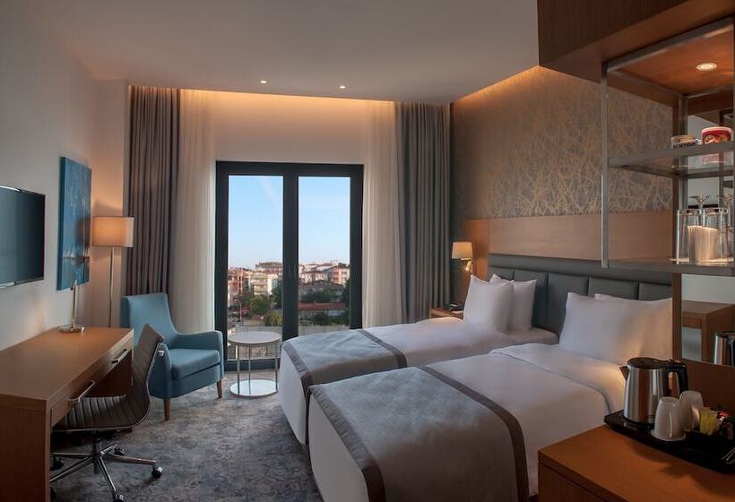 オーシャンビュースタンダードルーム, Holiday Inn Istanbul   Tuzla Bay, An Ihg