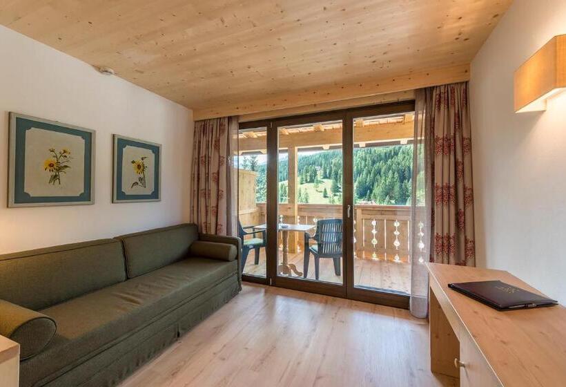 סוויטה, La Stua