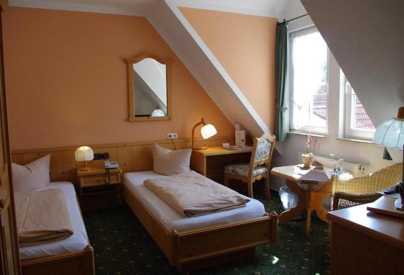 اتاق استاندارد, Landhotel & Restaurant Kains Hof