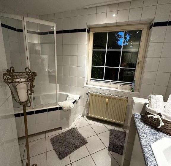 غرفة عائلية, Landhotel & Restaurant Kains Hof