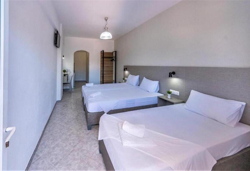 Трехместный Номер Стандарт с Видом, Nikos Villas