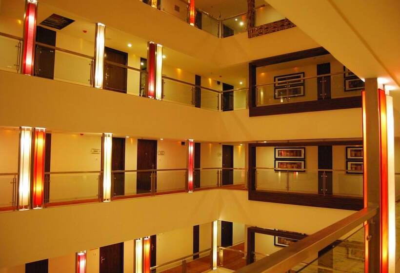 חדר ביזנס, Royal Park Kakinada