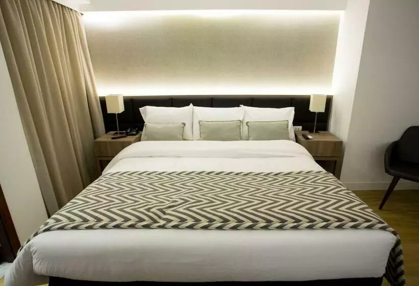 Standard-huone, Royal Regency Palace