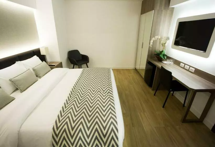 Standard-huone, Royal Regency Palace