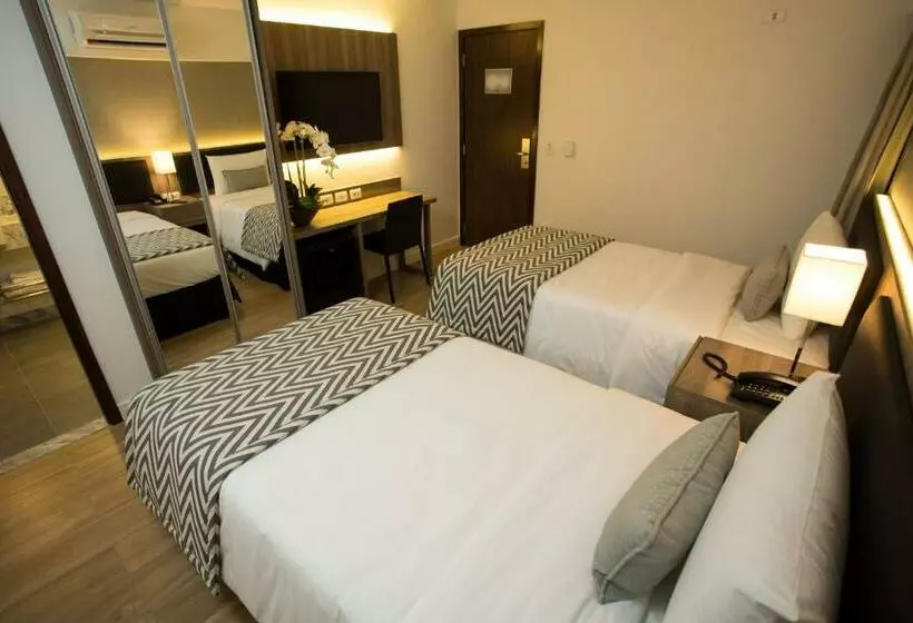 Standard-huone, Royal Regency Palace