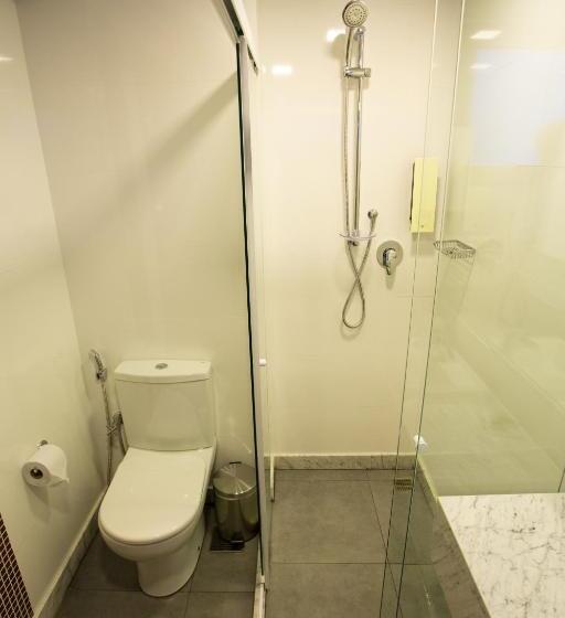 חדר דלוקס לשלושה, Royal Regency Palace