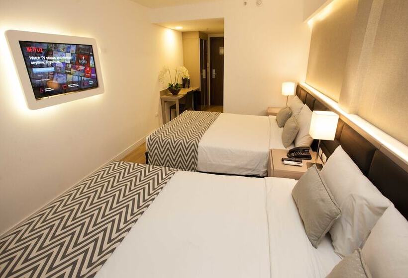 חדר סטנדרט לארבעה, Royal Regency Palace