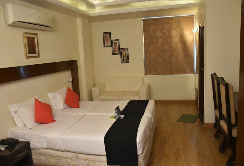 豪华房间, Corporate Inn