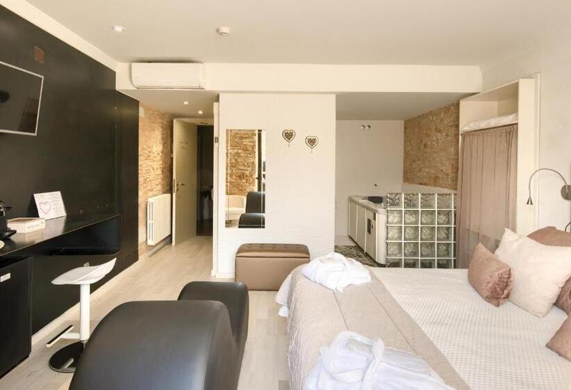 سوییت لوکس, Spa Classic Begur