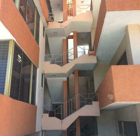 Quarto Estandar, Terramar
