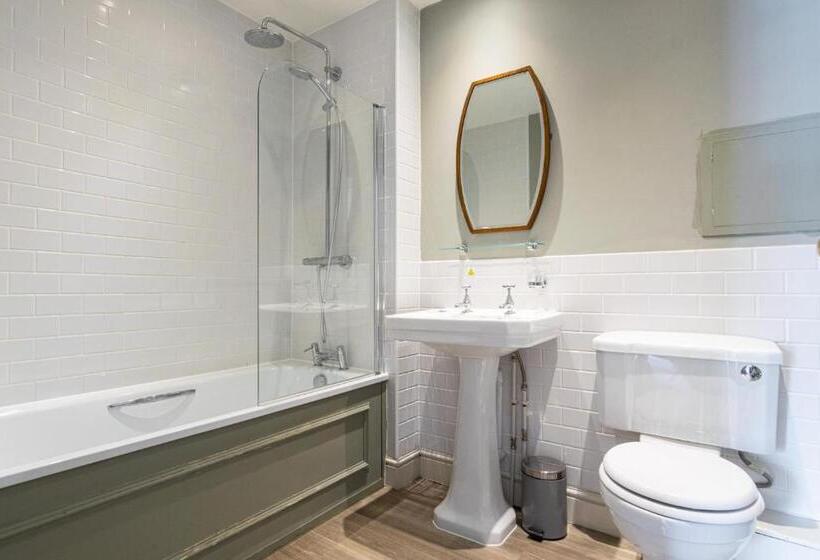 수피리어 룸, Tulse Hill