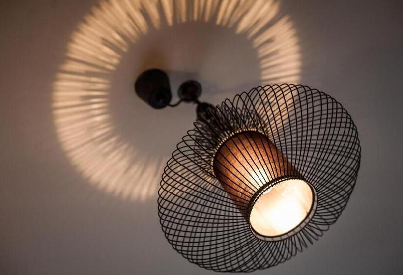 패밀리 룸, Tulse Hill