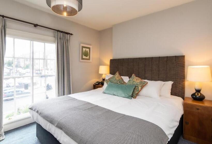 수피리어 룸, Tulse Hill