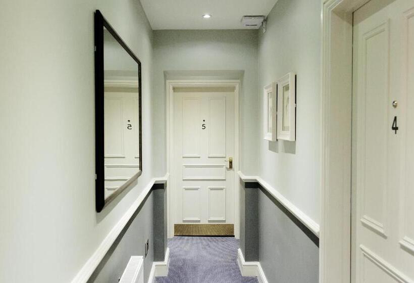 수피리어 룸, Tulse Hill