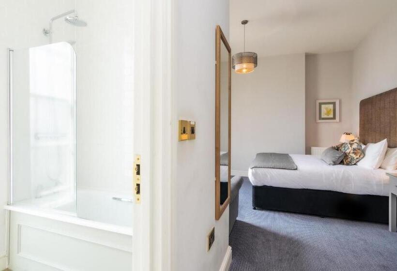 패밀리 룸, Tulse Hill