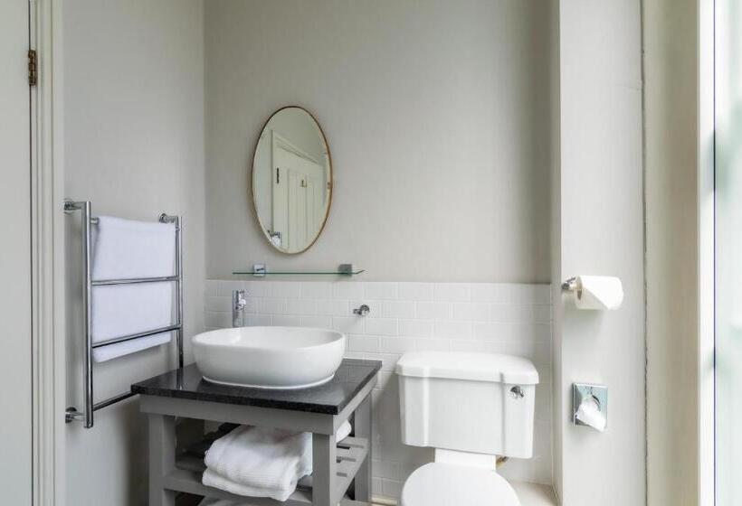 패밀리 룸, Tulse Hill