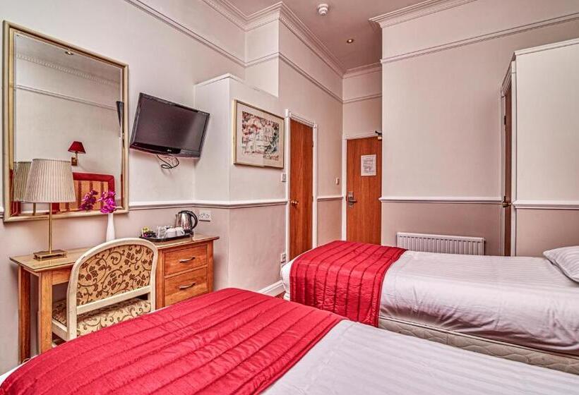 חדר קלאסי לשלושה, Hyde Park Radnor Hotel B&b