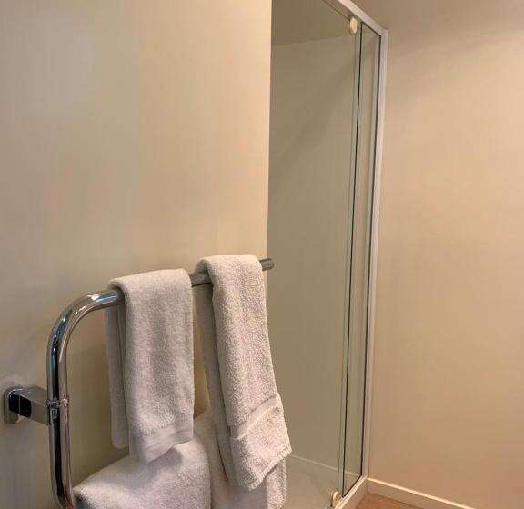 סטודיו סטנדרט עם מרפסת, March Apartments