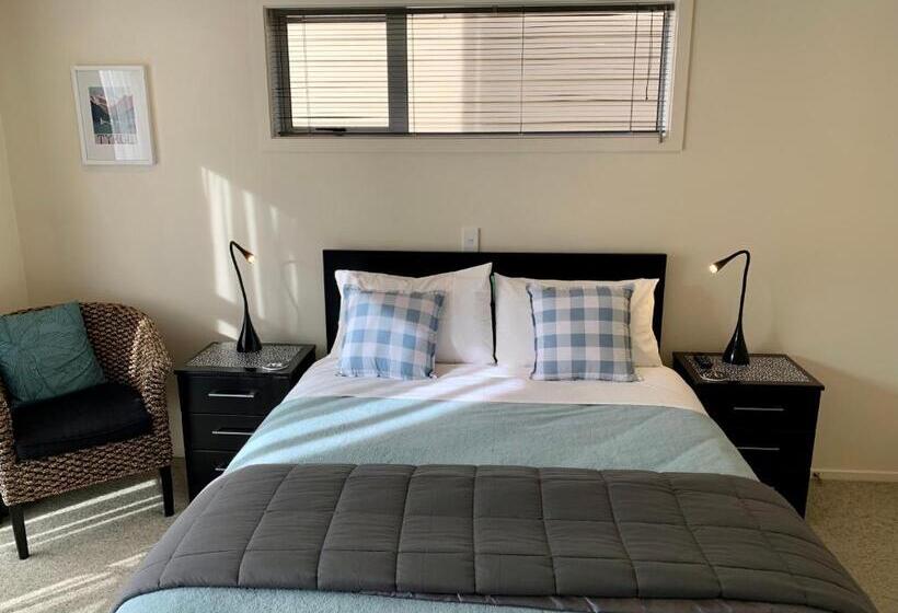 סטודיו דלוקס פנימי, March Apartments