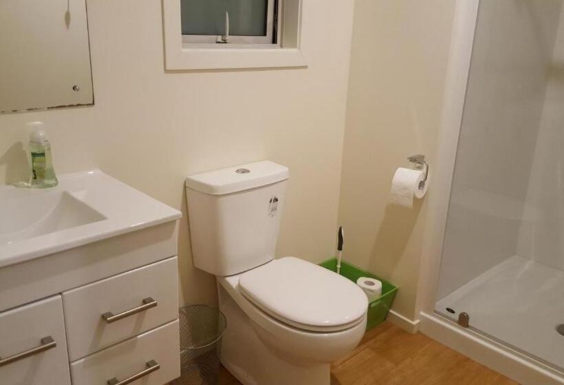 דירת חדר סופריור, March Apartments