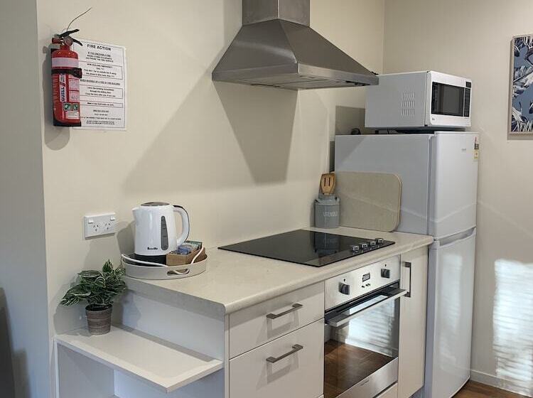 דירת חדר סופריור, March Apartments